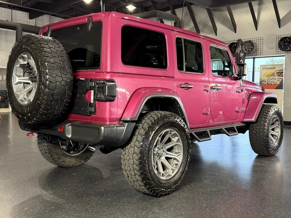 2022 Jeep JL Wrangler - Image 19 of 31