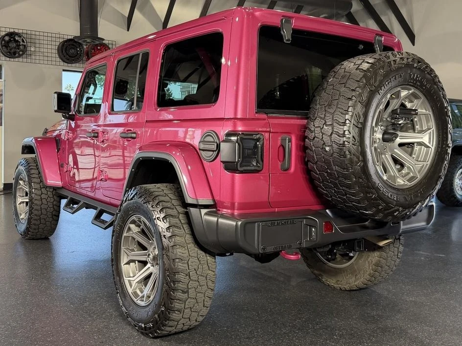 2022 Jeep JL Wrangler - Image 14 of 31