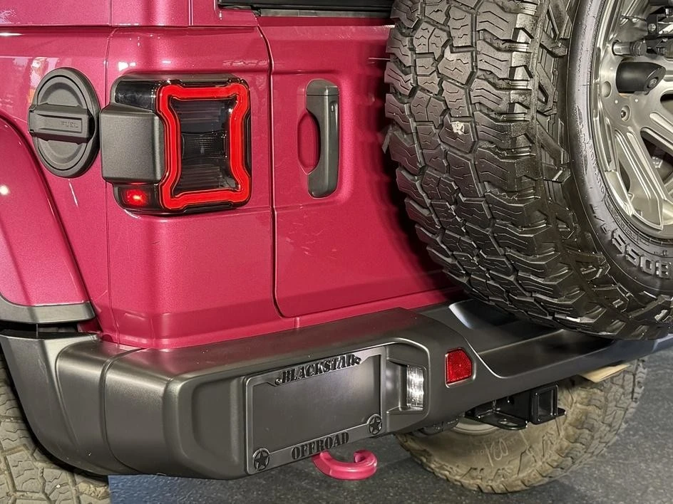 2022 Jeep JL Wrangler - Image 15 of 31