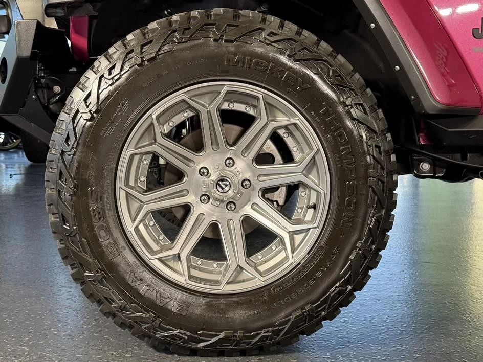 2022 Jeep JL Wrangler - Image 30 of 31