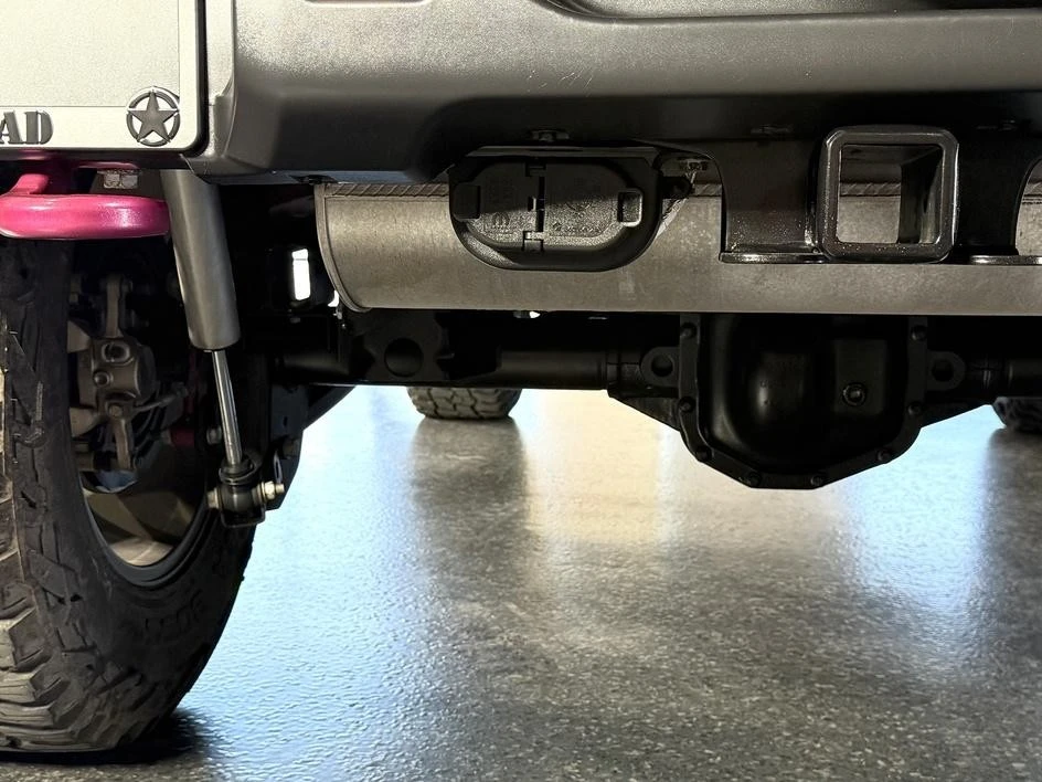 2022 Jeep JL Wrangler - Image 17 of 31