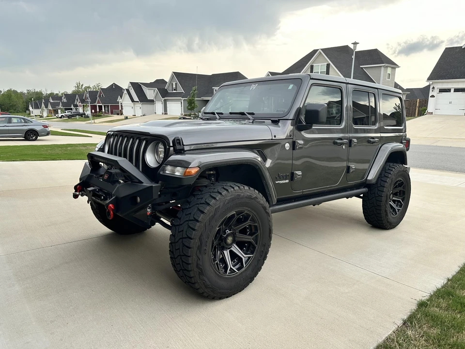 2022 Jeep JL Wrangler - Image 2 of 31