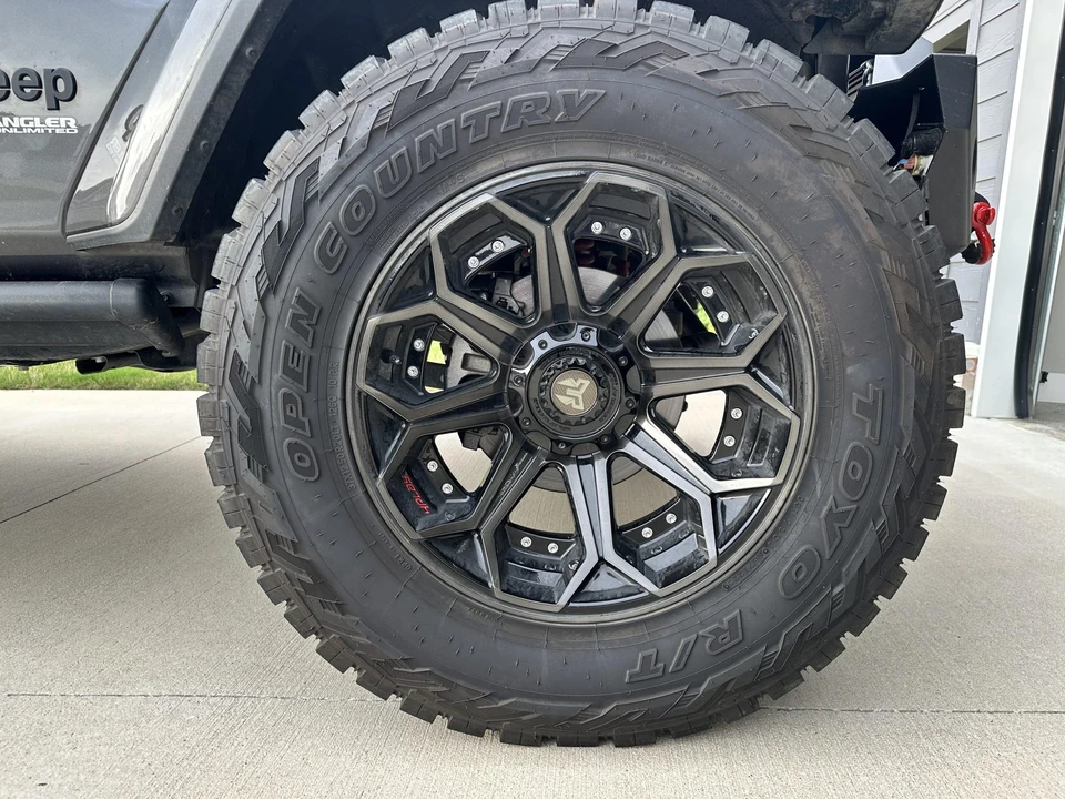 2022 Jeep JL Wrangler - Image 23 of 31