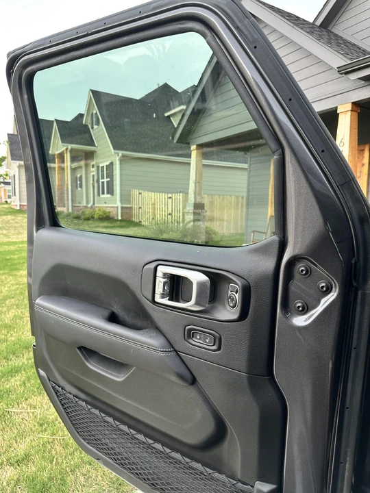 2022 Jeep JL Wrangler - Image 28 of 31