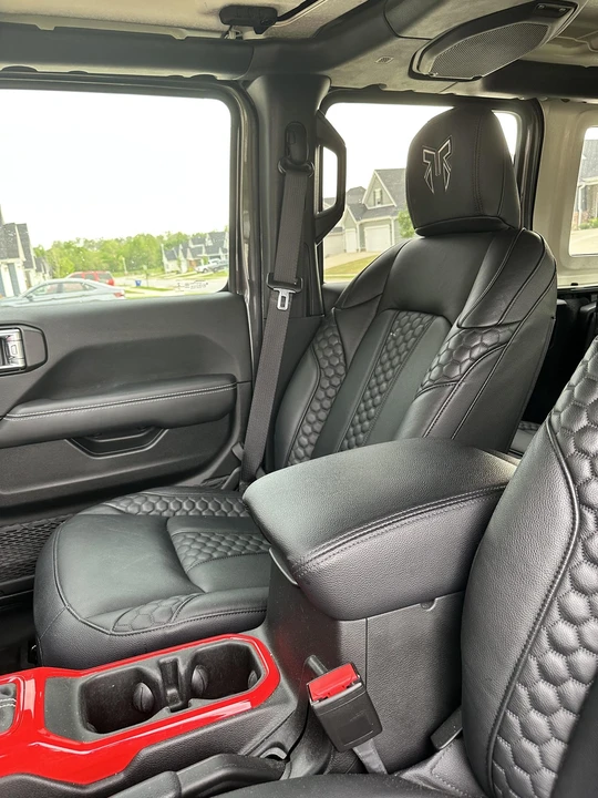2022 Jeep JL Wrangler - Image 31 of 31
