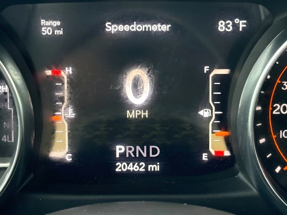 2022 Jeep JL Wrangler - Image 23 of 31