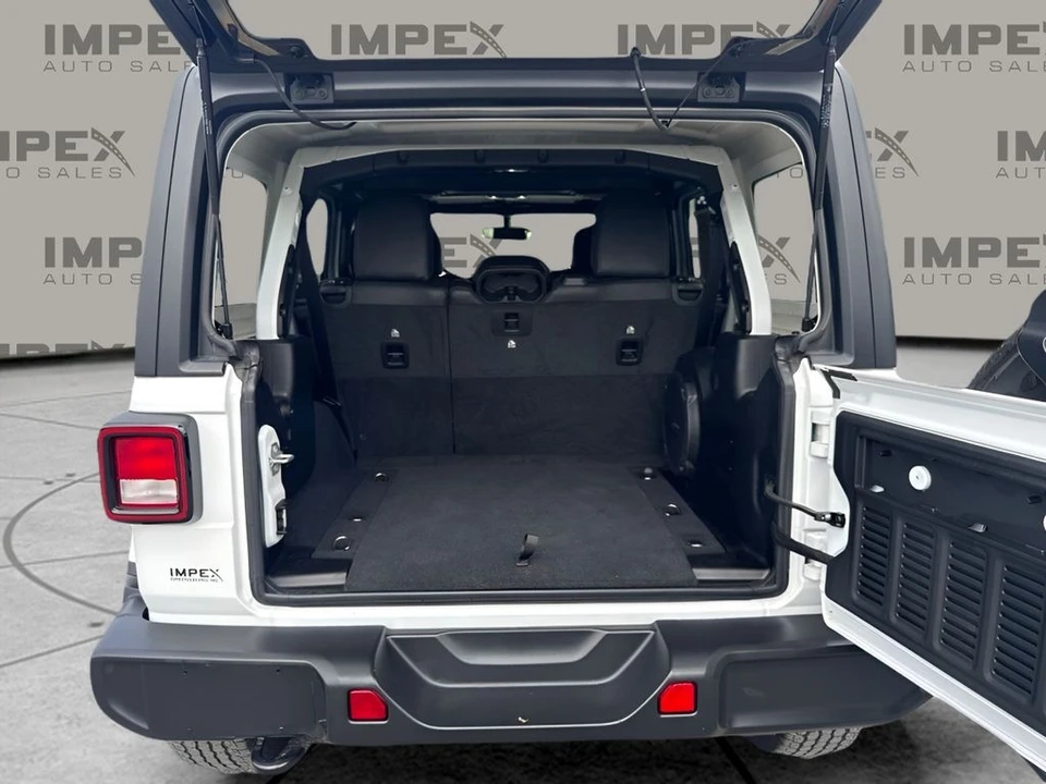 2022 Jeep JL Wrangler - Image 26 of 31