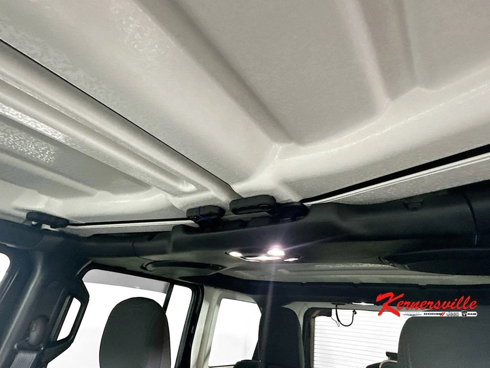 2022 Jeep JL Wrangler - Image 21 of 21