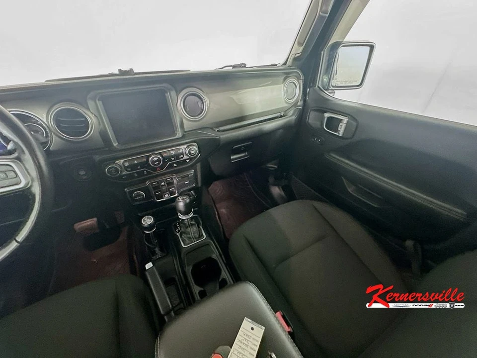 2022 Jeep JL Wrangler - Image 11 of 21