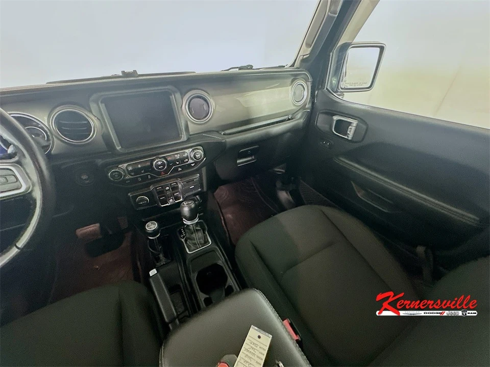 2022 Jeep JL Wrangler - Image 11 of 21