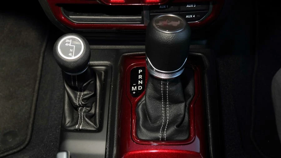 2022 Jeep JL Wrangler - Image 17 of 27