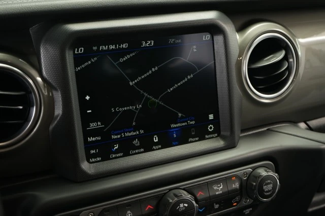 2022 Jeep JL Wrangler - Image 31 of 31
