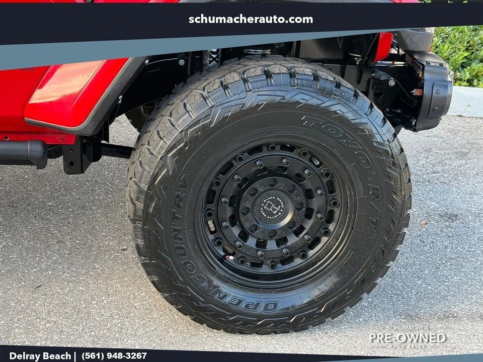 2022 Jeep JL Wrangler - Image 9 of 26