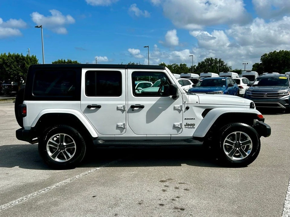 2022 Jeep JL Wrangler - Image 7 of 21