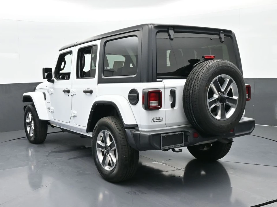 2022 Jeep JL Wrangler - Image 4 of 12