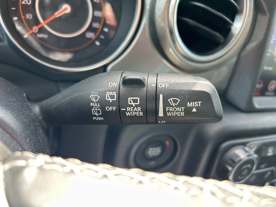 2022 Jeep JL Wrangler - Image 21 of 21