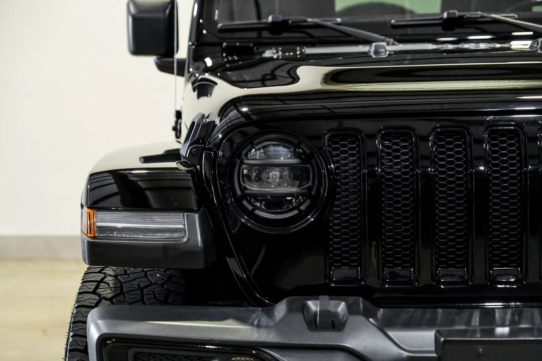 2022 Jeep JL Wrangler - Image 4 of 12