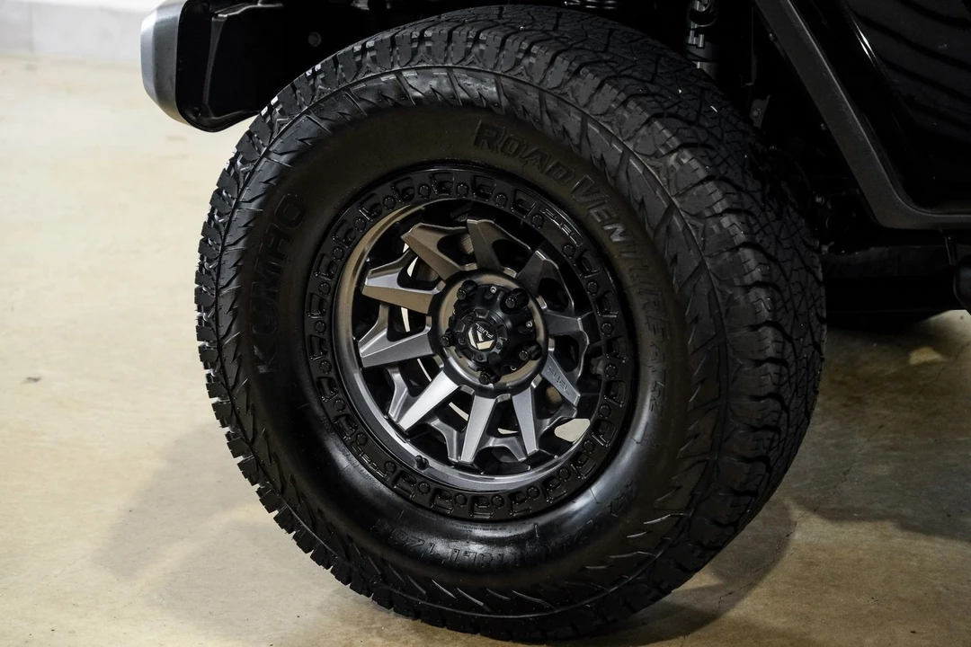 2022 Jeep JL Wrangler - Image 11 of 12