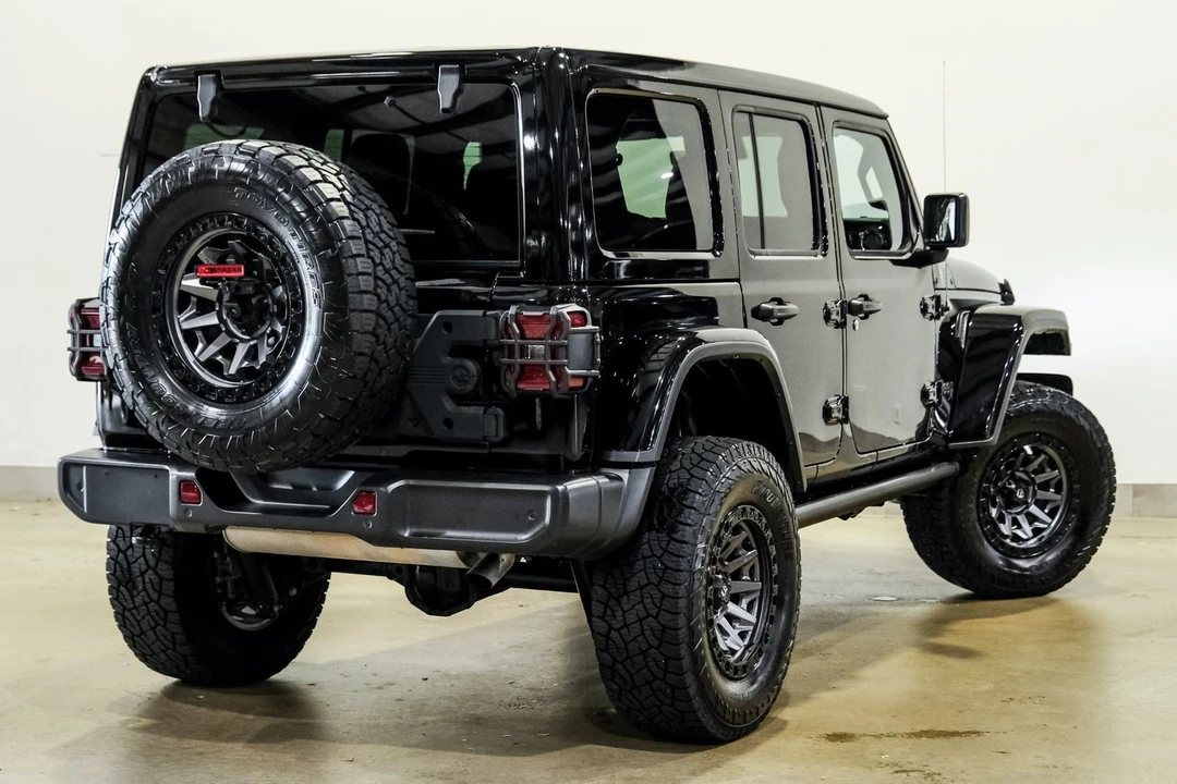 2022 Jeep JL Wrangler - Image 7 of 12