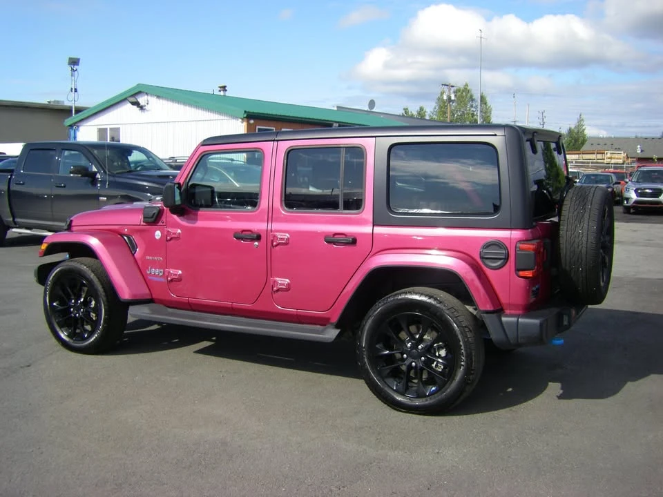 2022 Jeep JL Wrangler - Image 2 of 20