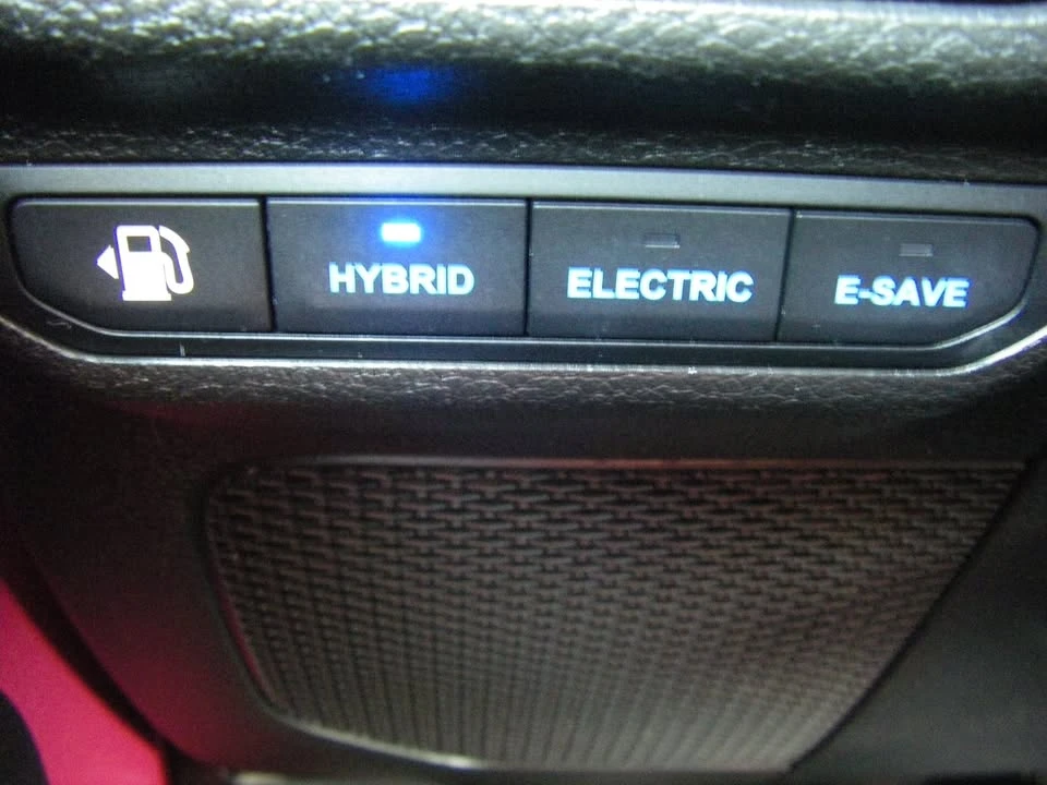 2022 Jeep JL Wrangler - Image 18 of 20