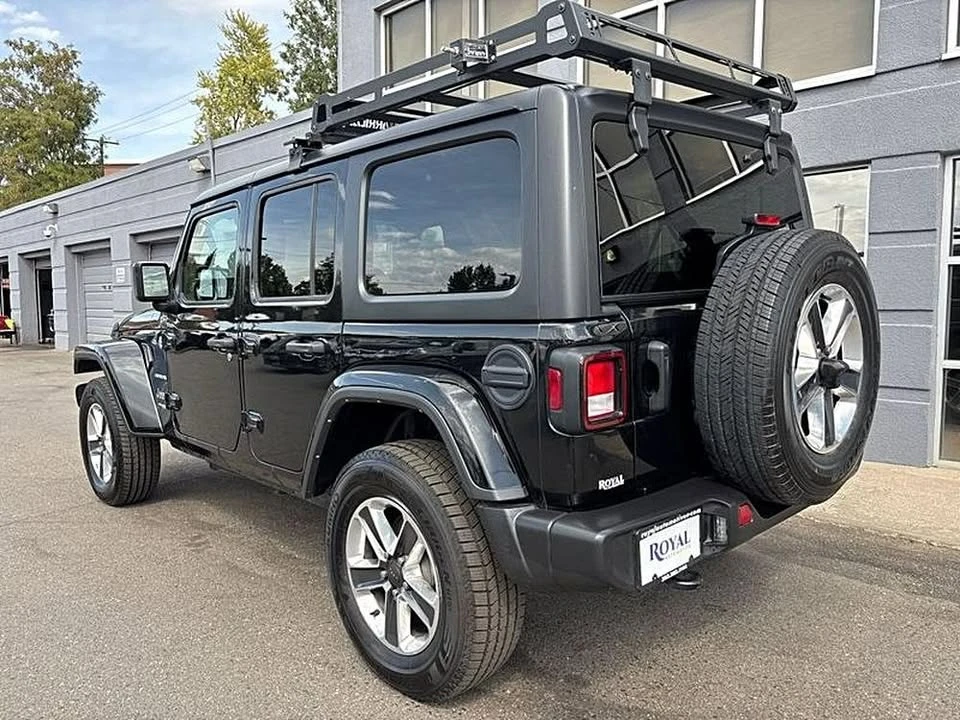 2022 Jeep JL Wrangler - Image 3 of 19