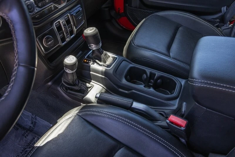 2022 Jeep JL Wrangler - Image 14 of 21