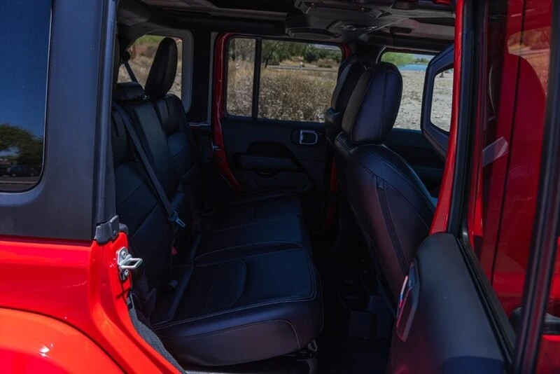 2022 Jeep JL Wrangler - Image 20 of 21