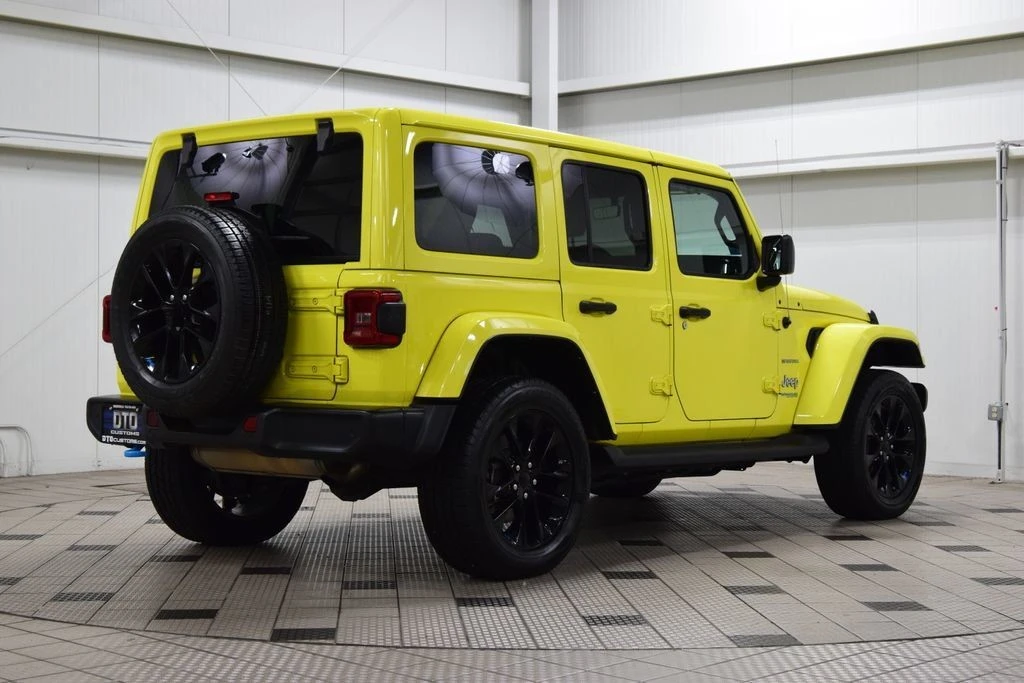 2022 Jeep JL Wrangler - Image 12 of 31