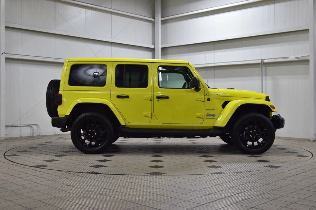 2022 Jeep JL Wrangler - Image 13 of 31