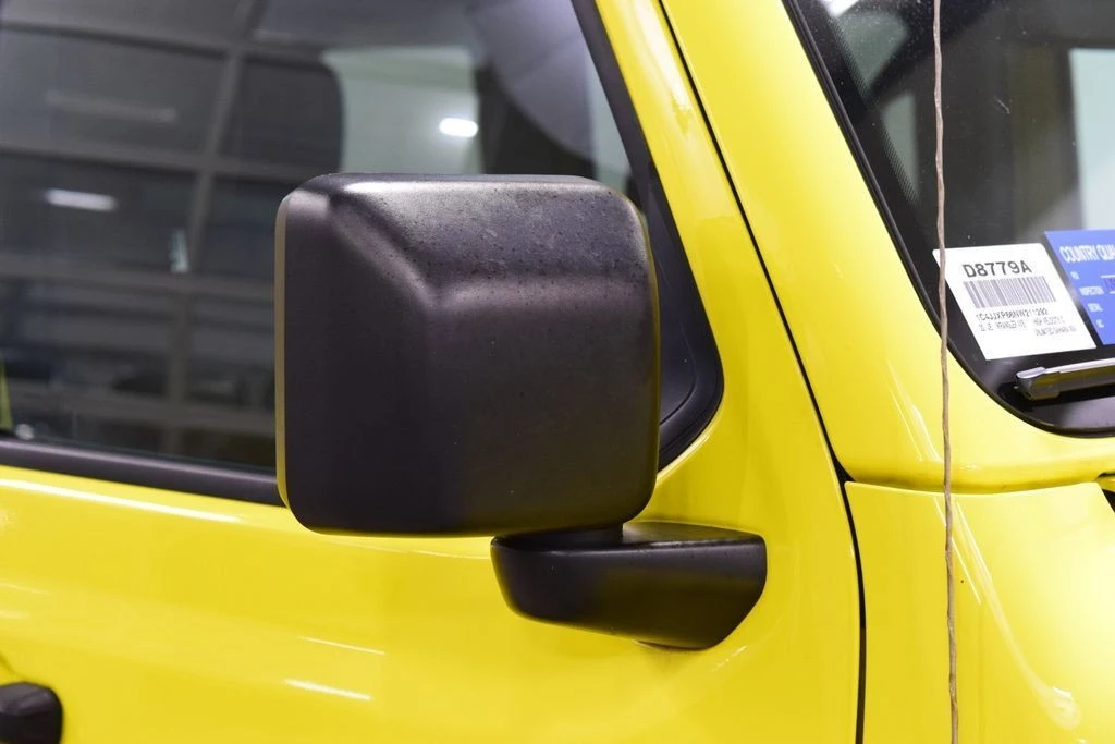 2022 Jeep JL Wrangler - Image 19 of 31