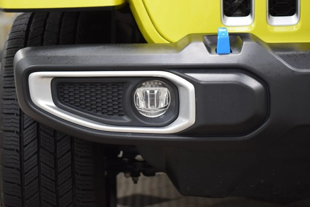 2022 Jeep JL Wrangler - Image 17 of 31