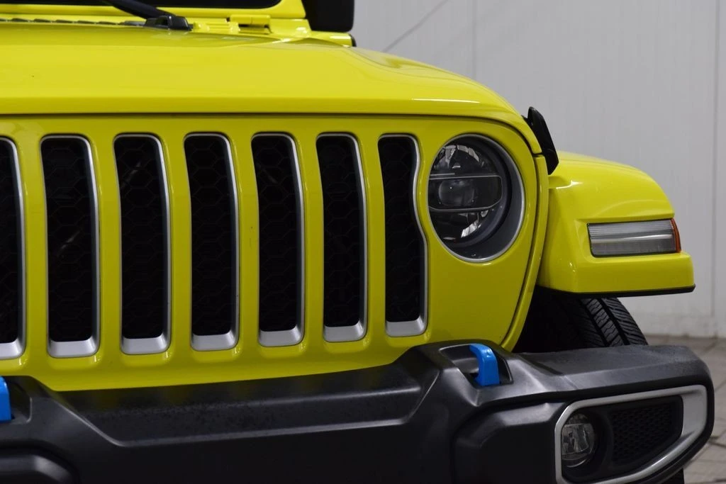 2022 Jeep JL Wrangler - Image 14 of 31