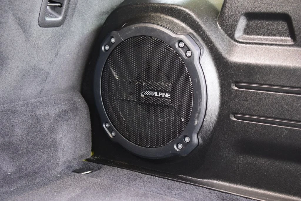 2022 Jeep JL Wrangler - Image 25 of 31