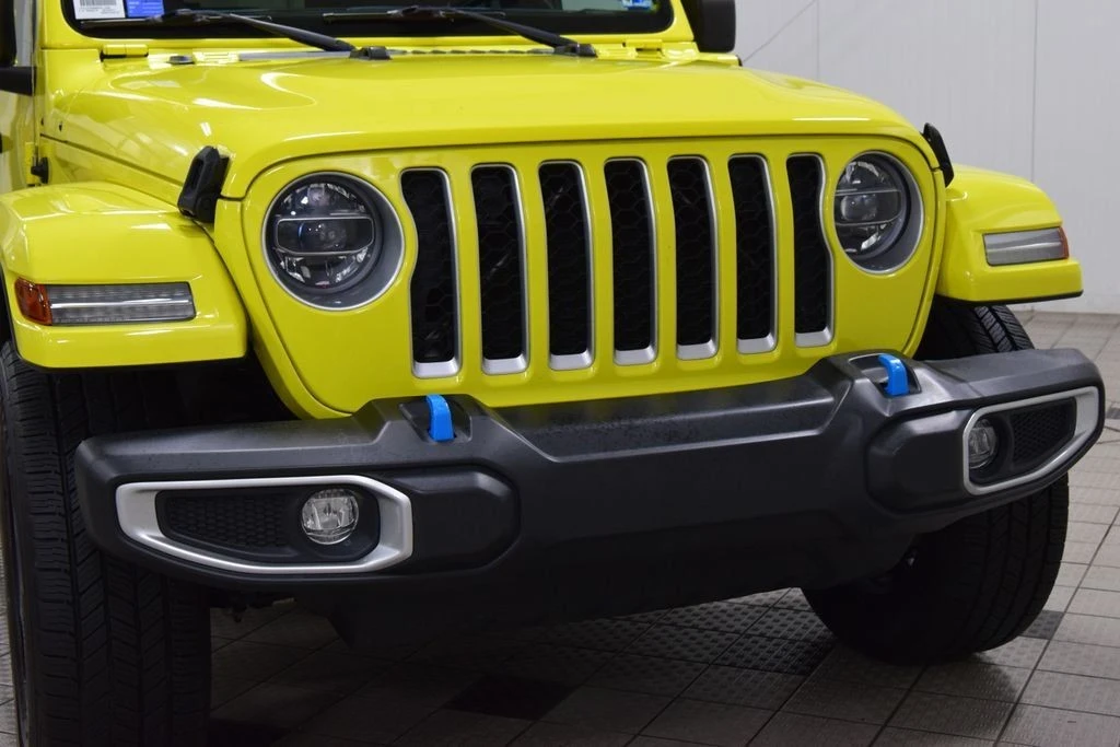 2022 Jeep JL Wrangler - Image 16 of 31