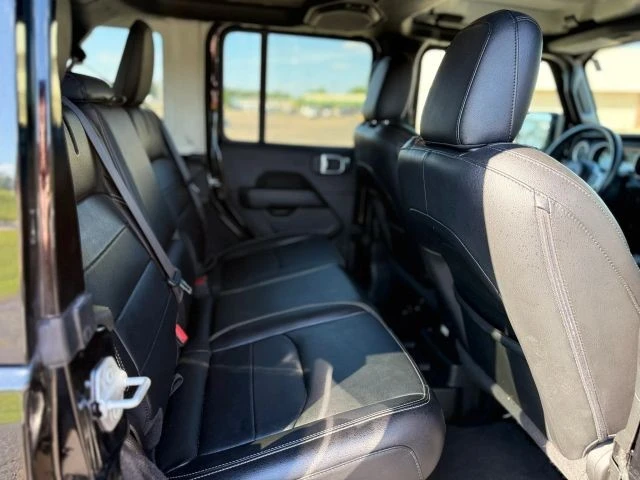 2022 Jeep JL Wrangler - Image 18 of 30