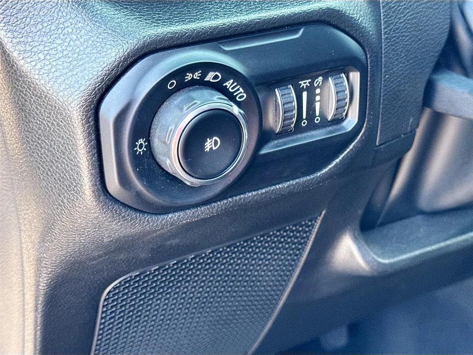 2022 Jeep JL Wrangler - Image 10 of 21
