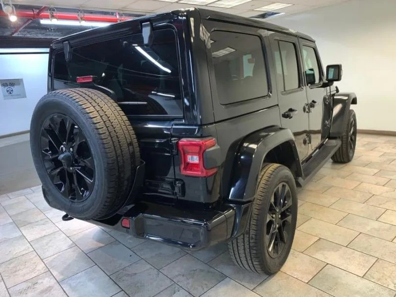 2022 Jeep JL Wrangler - Image 7 of 12