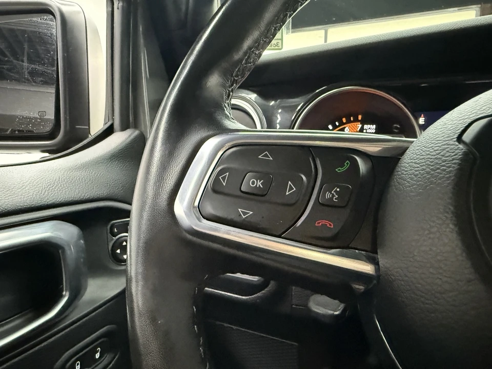 2022 Jeep JL Wrangler - Image 15 of 21