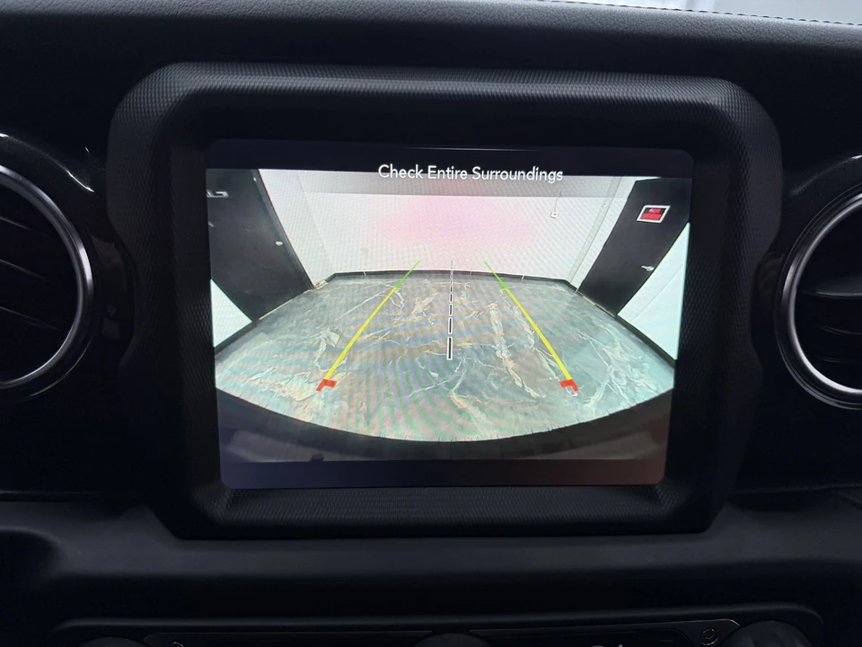 2022 Jeep JL Wrangler - Image 20 of 21