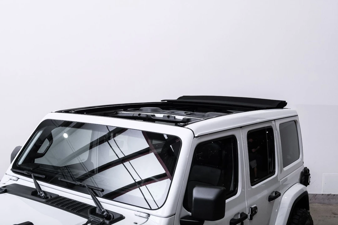 2022 Jeep JL Wrangler - Image 2 of 12