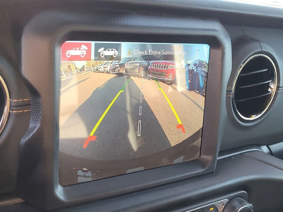 2022 Jeep JL Wrangler - Image 21 of 21