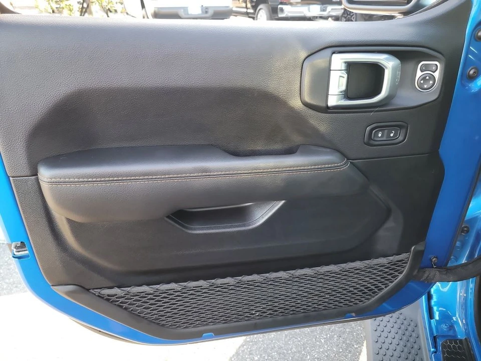 2022 Jeep JL Wrangler - Image 13 of 21