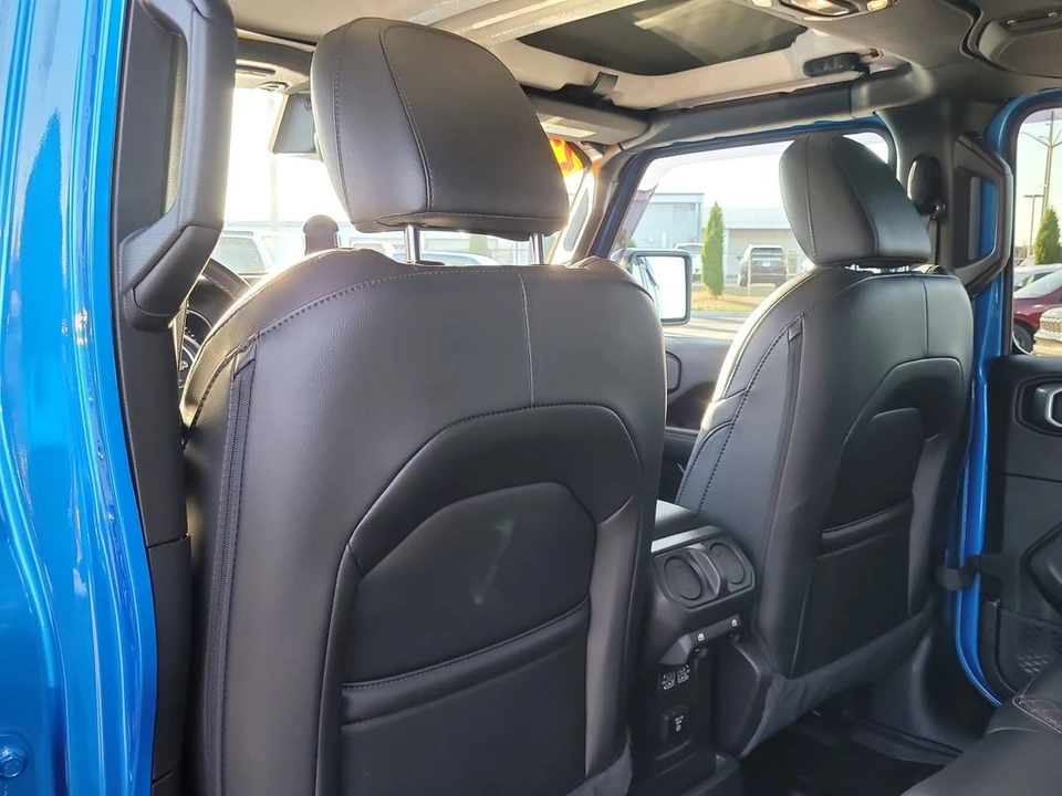 2022 Jeep JL Wrangler - Image 9 of 12