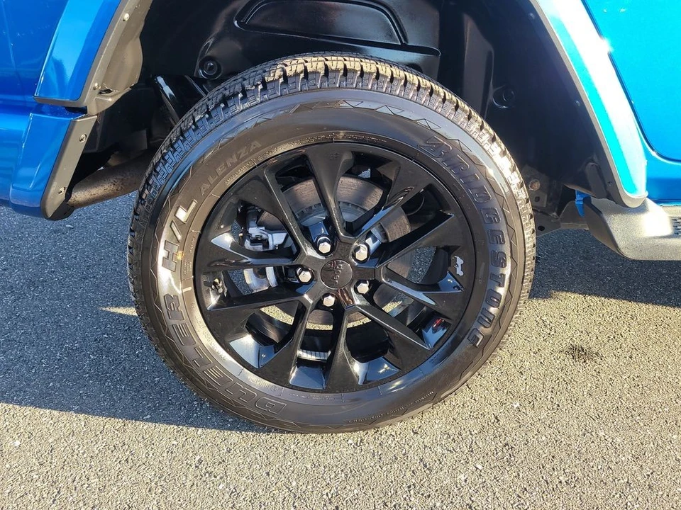 2022 Jeep JL Wrangler - Image 5 of 12