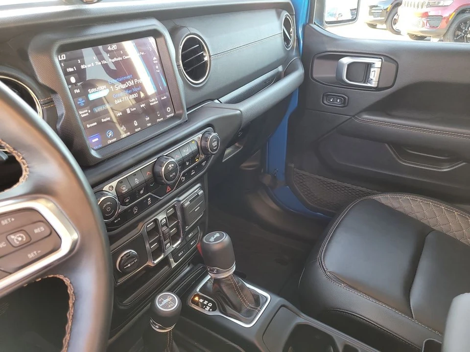 2022 Jeep JL Wrangler - Image 17 of 21