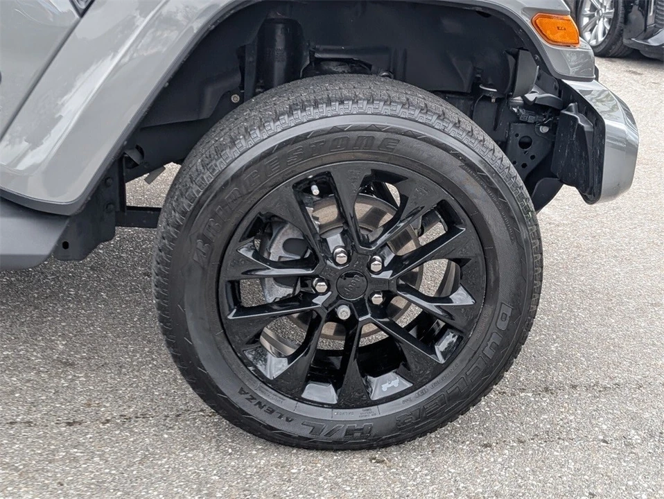 2022 Jeep JL Wrangler - Image 9 of 21