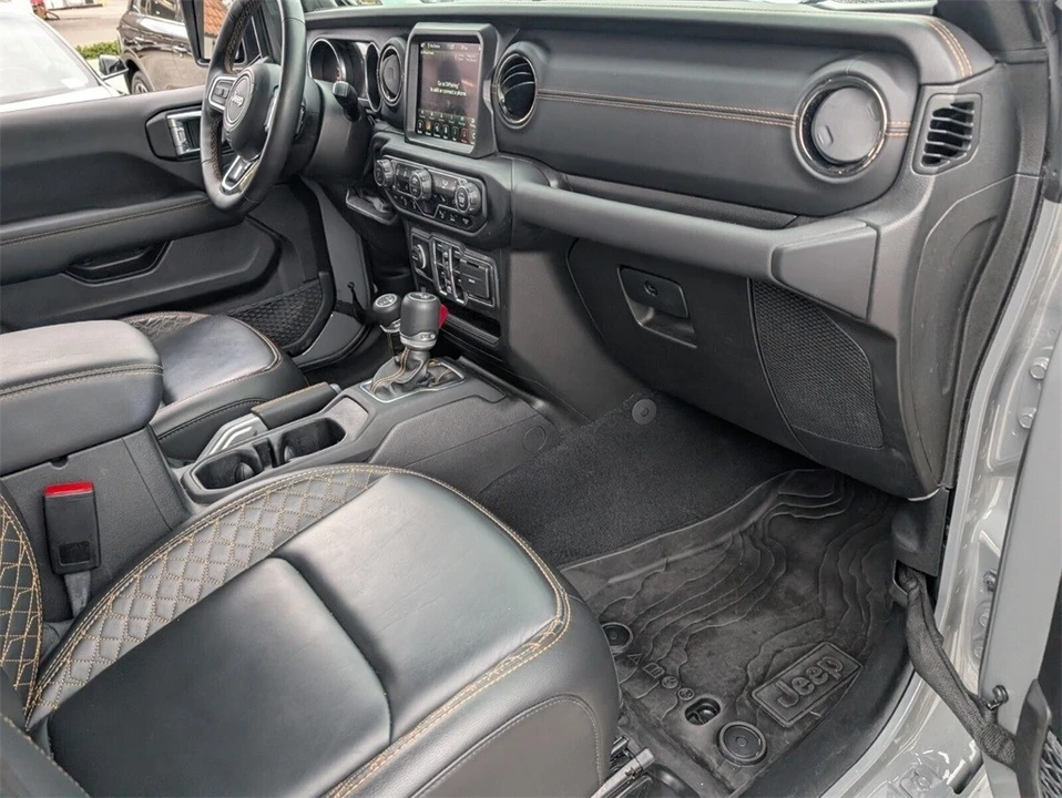 2022 Jeep JL Wrangler - Image 17 of 21