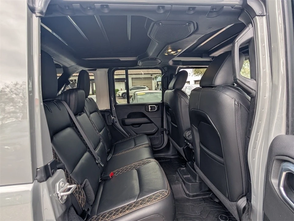 2022 Jeep JL Wrangler - Image 16 of 21