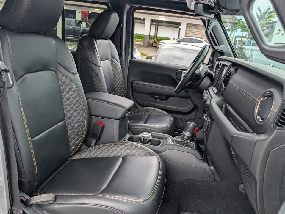 2022 Jeep JL Wrangler - Image 18 of 21